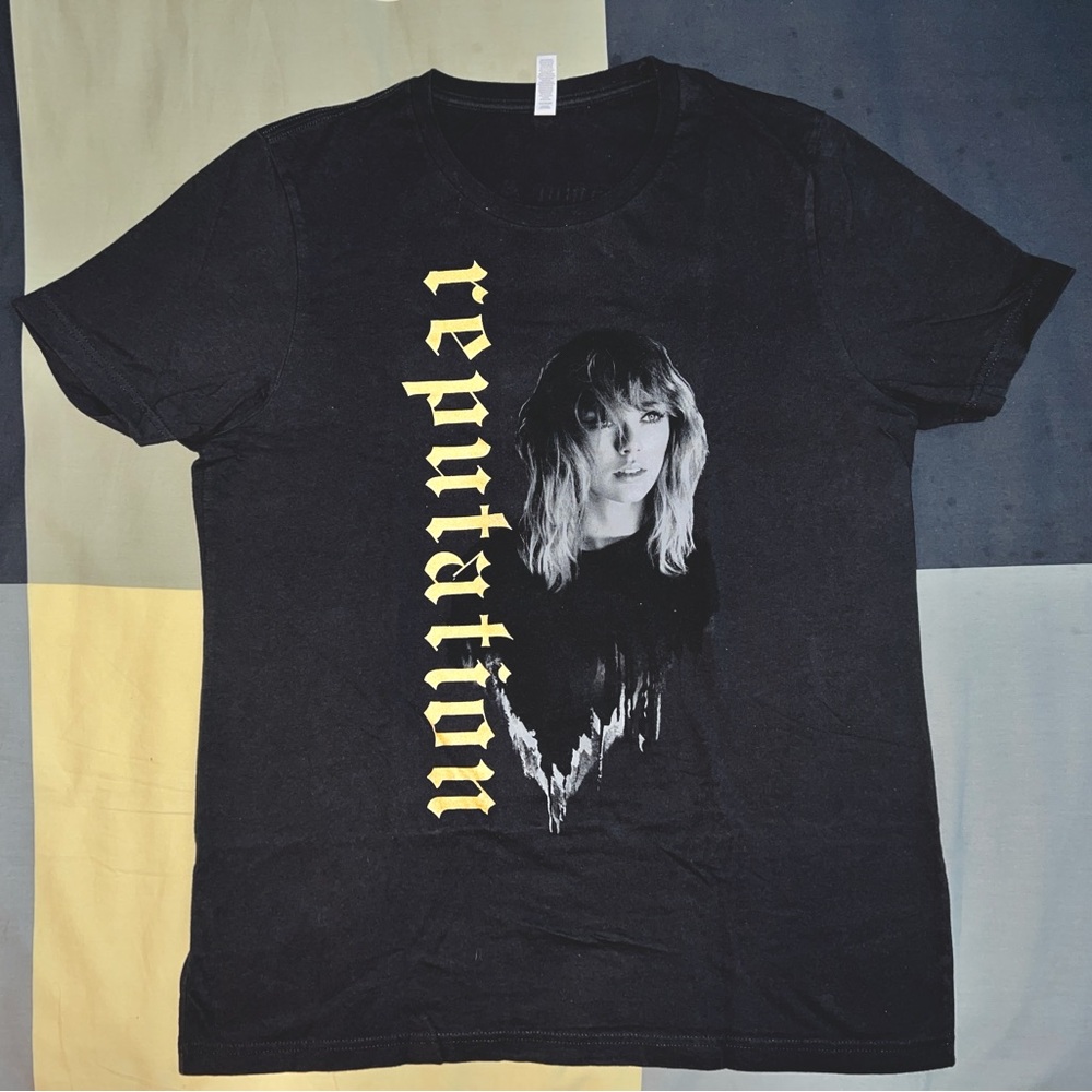 Official unisex Taylor Swift Reputation Stadium Tour t-shirt